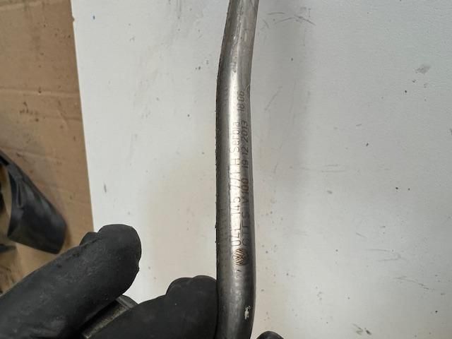 bontott VW GOLF VII Turbó Olajcső