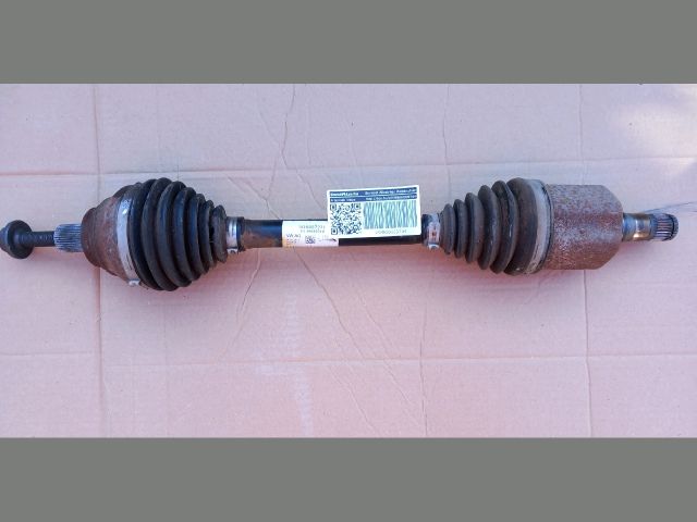 bontott VW GOLF VII Bal Féltengely