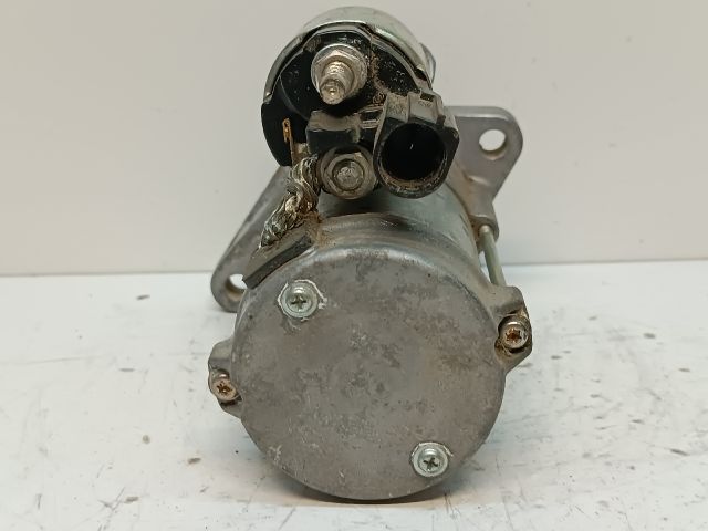 bontott VW GOLF VII Önindító