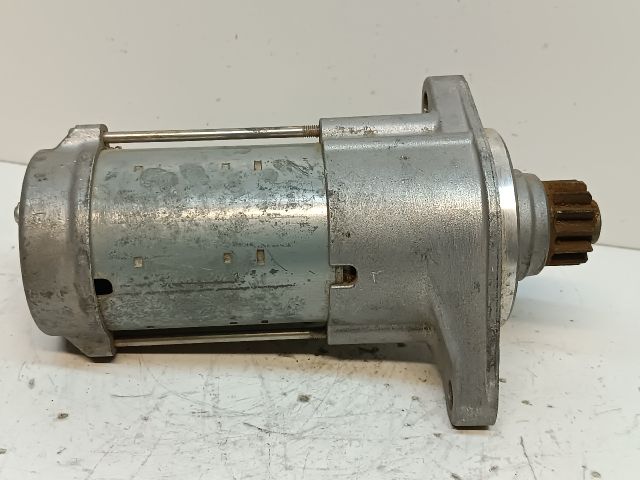 bontott VW GOLF VII Önindító