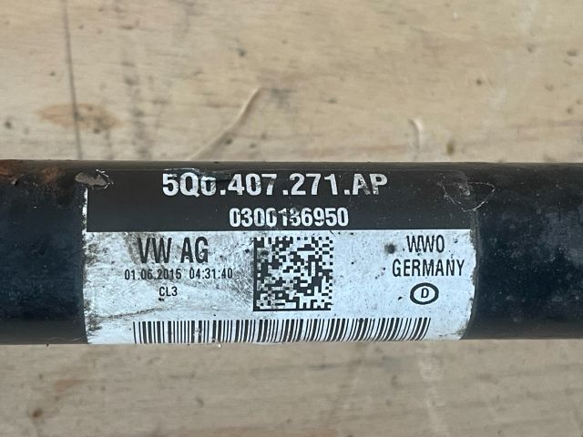 bontott VW GOLF VII Bal Féltengely