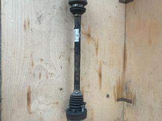 bontott VW GOLF VII Bal hátsó Féltengely