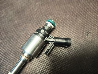 bontott VW GOLF VII Porlasztó (1 db)