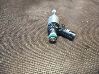 bontott VW GOLF VII Porlasztó (1 db)