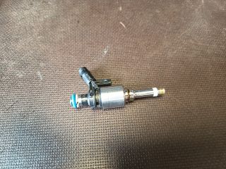 bontott VW GOLF VII Porlasztó (1 db)