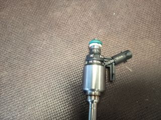 bontott VW GOLF VII Porlasztó (1 db)