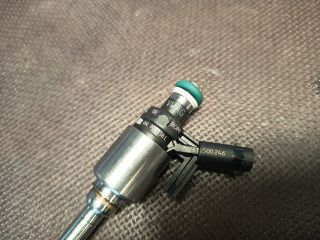 bontott VW GOLF VII Porlasztó (1 db)