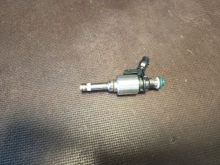 bontott VW GOLF VII Porlasztó (1 db)