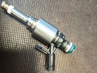 bontott VW GOLF VII Porlasztó (1 db)