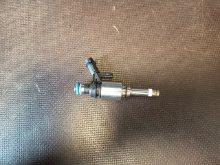 bontott VW GOLF VII Porlasztó (1 db)