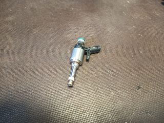 bontott VW GOLF VII Porlasztó (1 db)