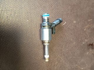 bontott VW GOLF VII Porlasztó (1 db)