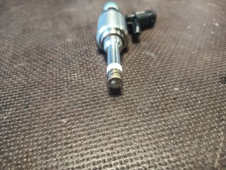 bontott VW GOLF VII Porlasztó (1 db)