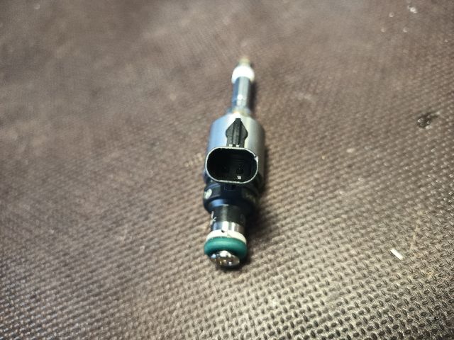 bontott VW GOLF VII Porlasztó (1 db)