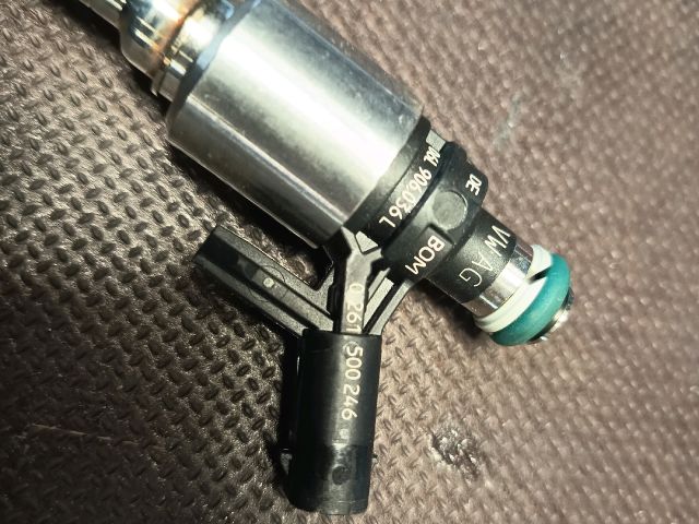 bontott VW GOLF VII Porlasztó (1 db)