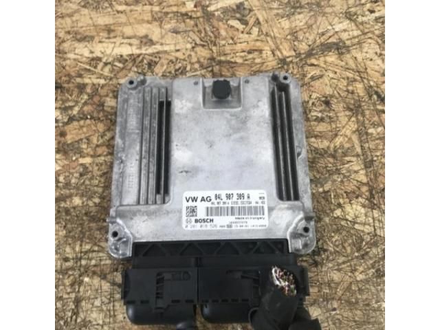 bontott VW GOLF VII Motorvezérlő