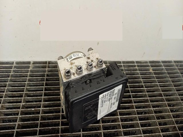 bontott VW GOLF VII ABS Kocka