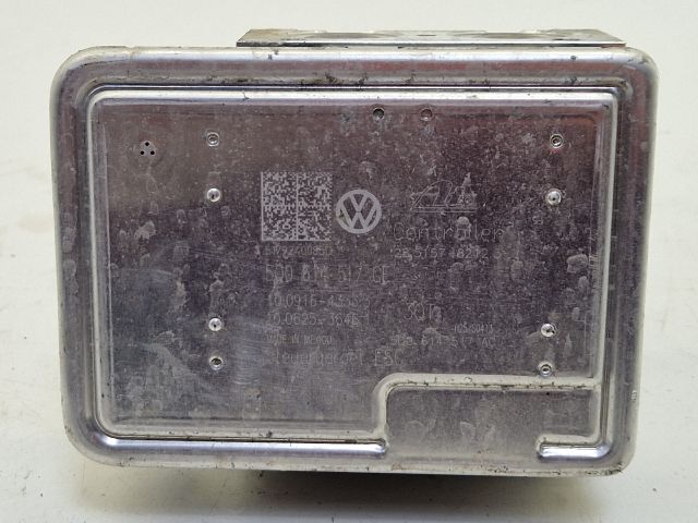 bontott VW GOLF VII ABS Kocka