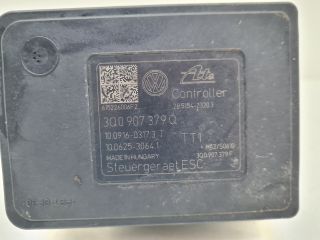 bontott VW GOLF VII ABS Kocka