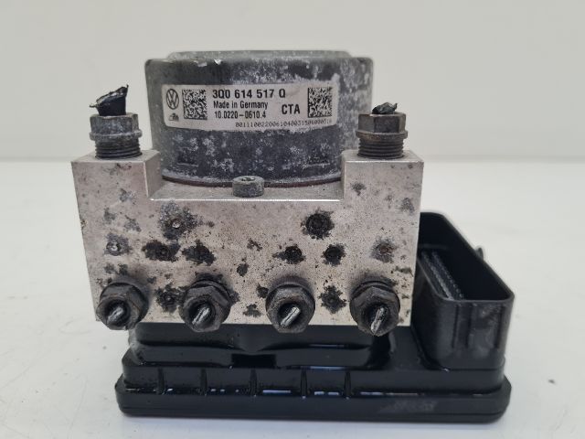 bontott VW GOLF VII ABS Kocka