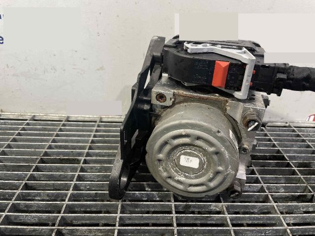 bontott VW GOLF VII ABS Kocka