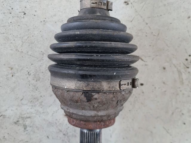 bontott VW GOLF VII Bal Féltengely