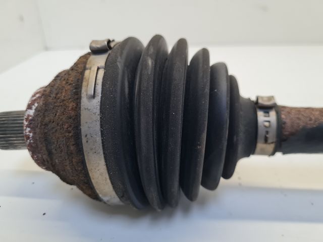 bontott VW GOLF VII Bal Féltengely