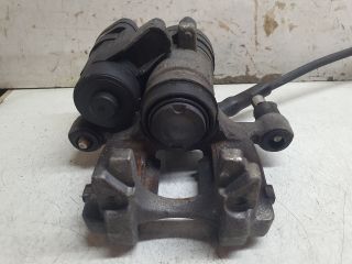 bontott VW GOLF VII Bal hátsó Féknyereg Munkahengerrel