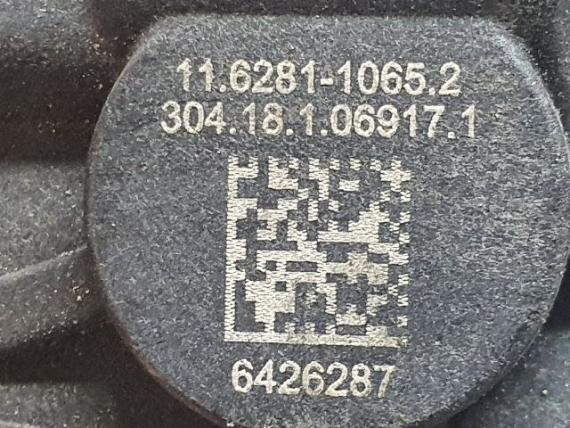 bontott VW GOLF VII Bal hátsó Féknyereg Munkahengerrel