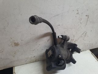 bontott VW GOLF VII Bal hátsó Féknyereg Munkahengerrel