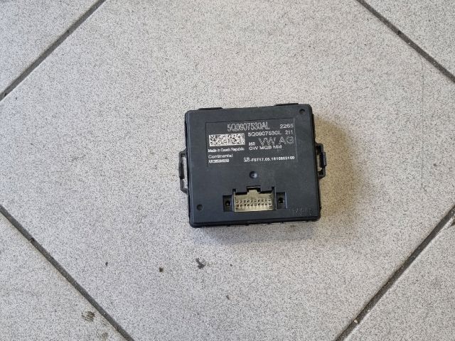 bontott VW GOLF VII CANBUS Elektronika