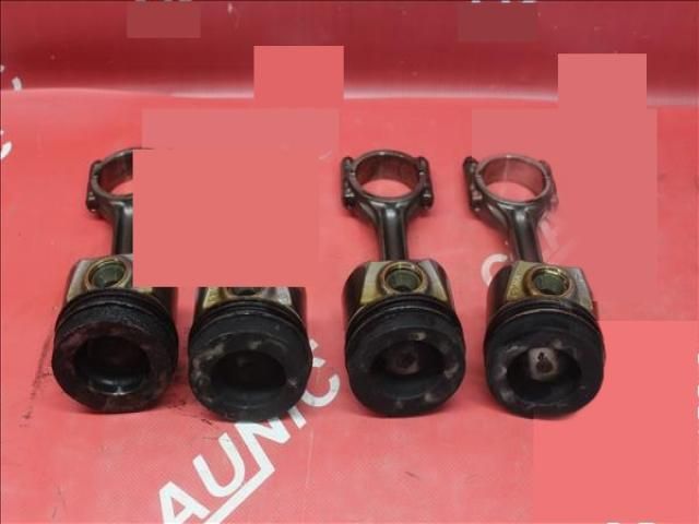 bontott VW GOLF VII Dugattyú