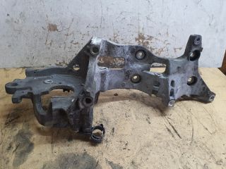 bontott VW GOLF VII Generátor Tartó Bak