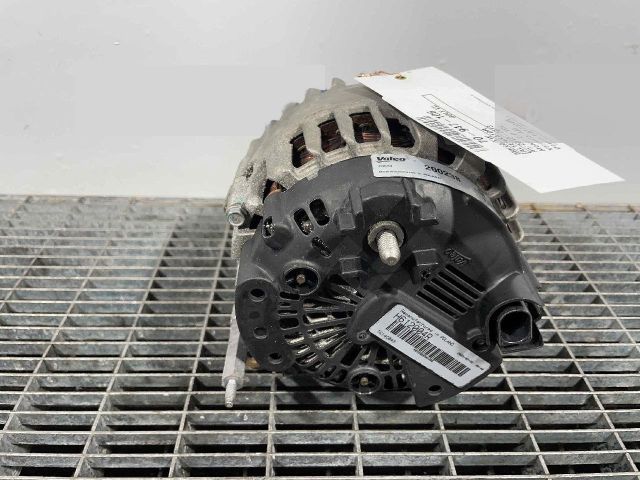 bontott VW GOLF VII Generátor