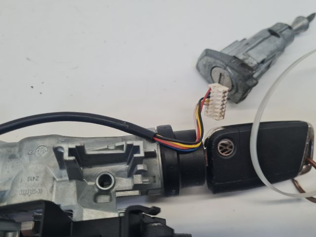 bontott VW GOLF VII Gyújtáskapcsoló Házzal