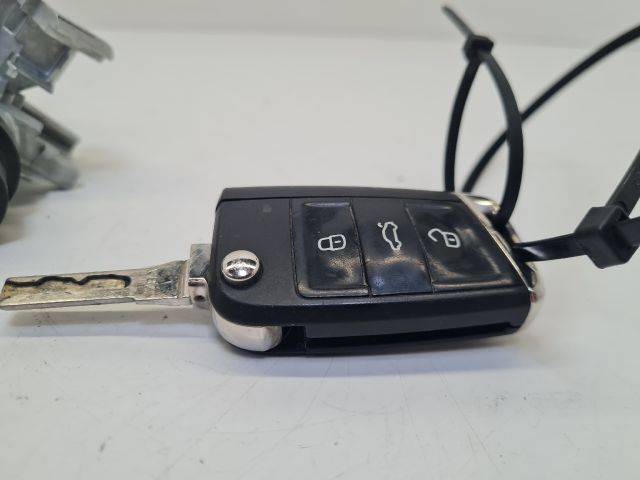 bontott VW GOLF VII Gyújtáskapcsoló Házzal