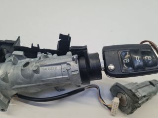 bontott VW GOLF VII Gyújtáskapcsoló Házzal