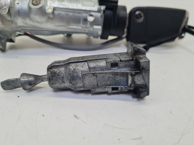 bontott VW GOLF VII Gyújtáskapcsoló Házzal