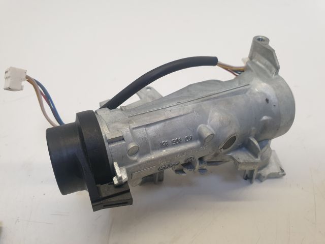 bontott VW GOLF VII Gyújtáskapcsoló Házzal