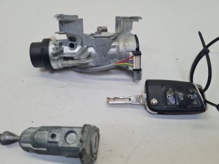 bontott VW GOLF VII Gyújtáskapcsoló Házzal