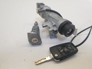 bontott VW GOLF VII Gyújtáskapcsoló Házzal