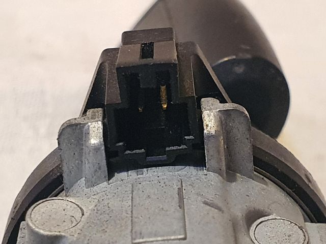 bontott VW GOLF VII Gyújtáskapcsoló Házzal