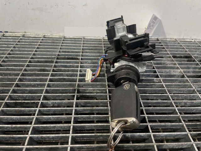 bontott VW GOLF VII Gyújtáskapcsoló