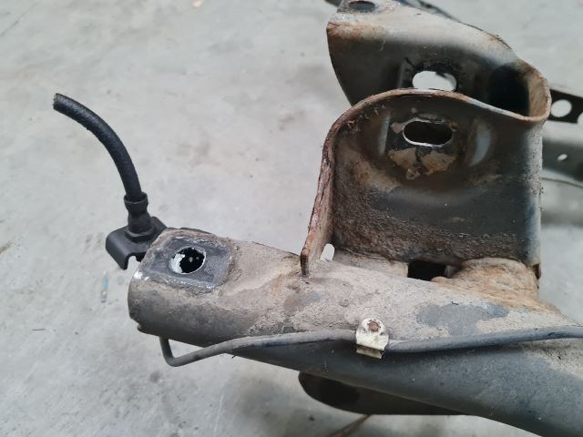 bontott VW GOLF VII Hátsó Bölcső