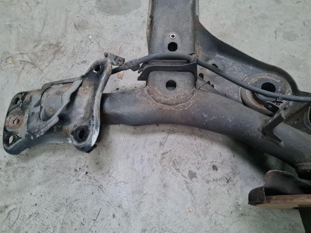 bontott VW GOLF VII Hátsó Híd (Tárcsafékes)