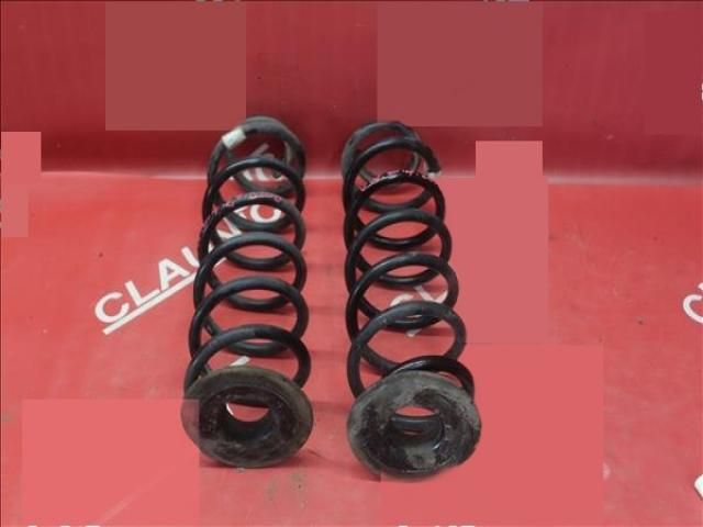 bontott VW GOLF VII Hátsó Rugó