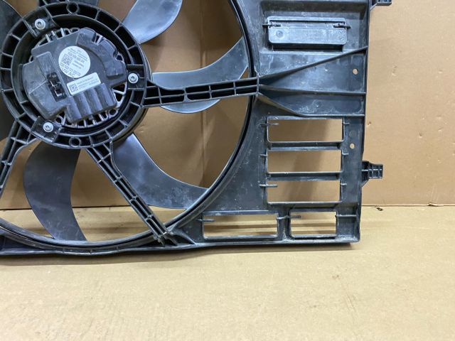 bontott VW GOLF VII Hűtőventilátor