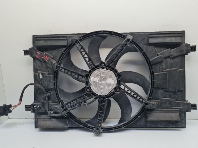 bontott VW GOLF VII Hűtőventilátor