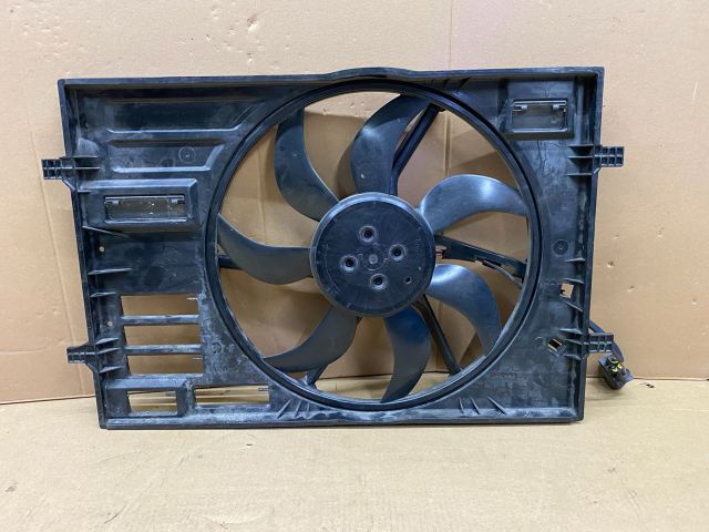 bontott VW GOLF VII Hűtőventilátor