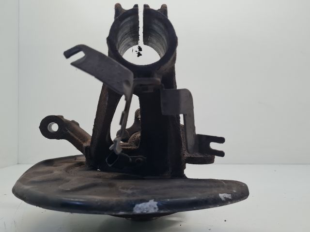 bontott VW GOLF VII Jobb első Csonkállvány Kerékaggyal